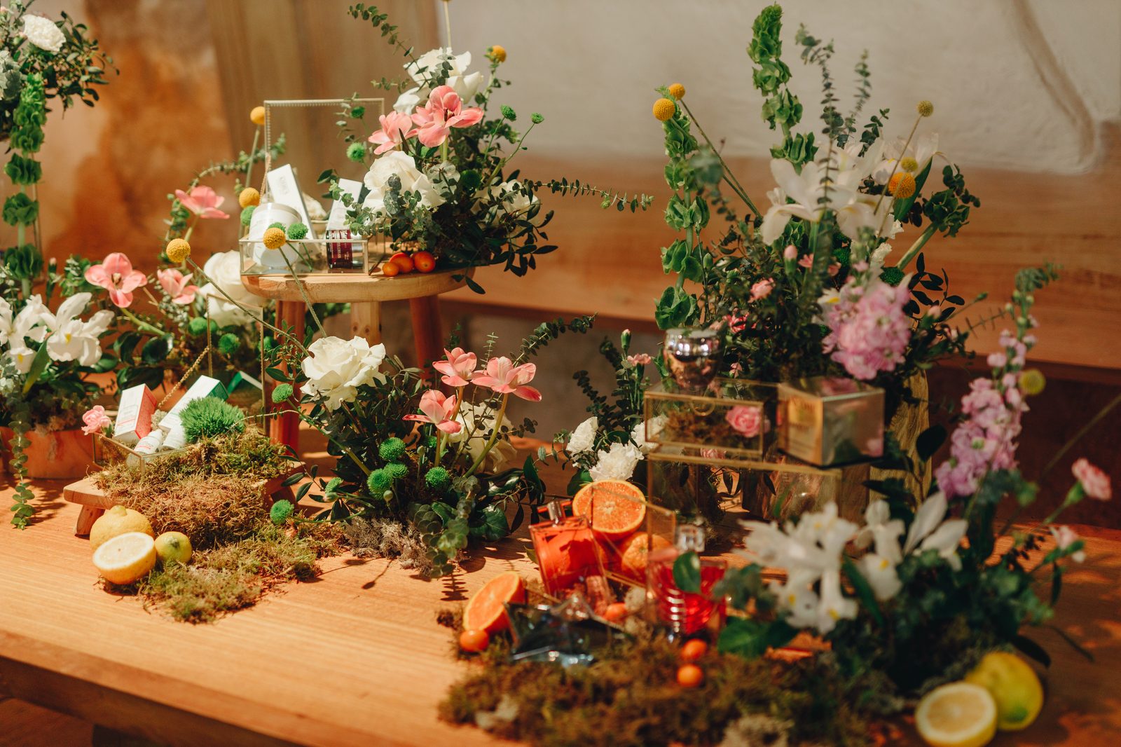 Award presentation moment at L'Oréal gala in Portugal