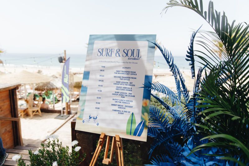BrainRocket Surf & Soul Saturday beach team day in Cascais, produced by BTQ Events — photo 6